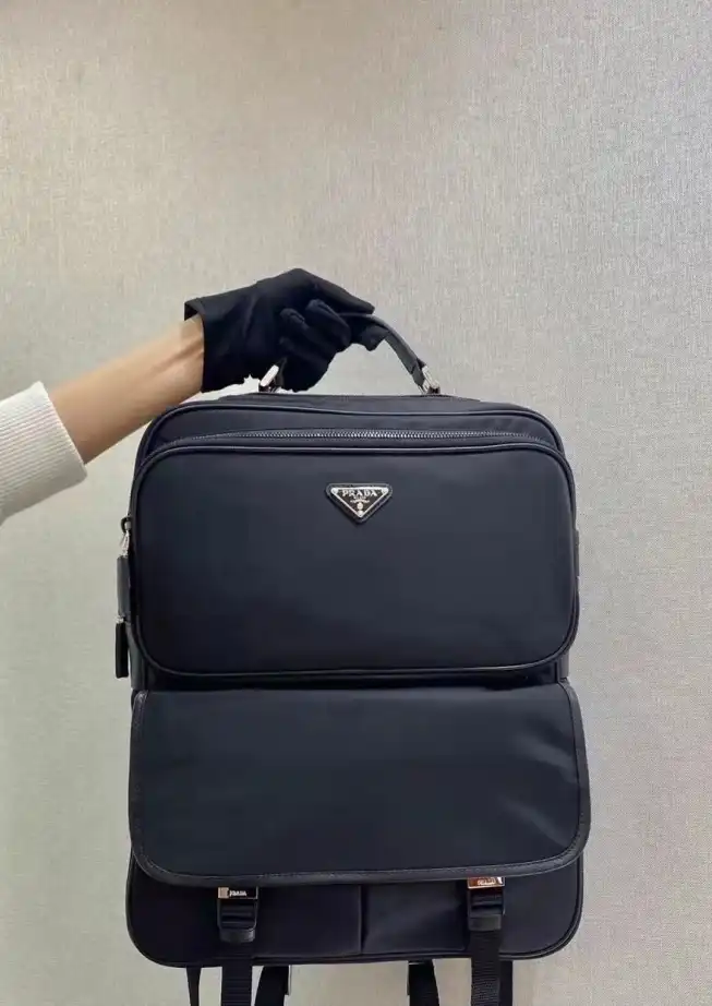 LV Backpacks 4206A-2402