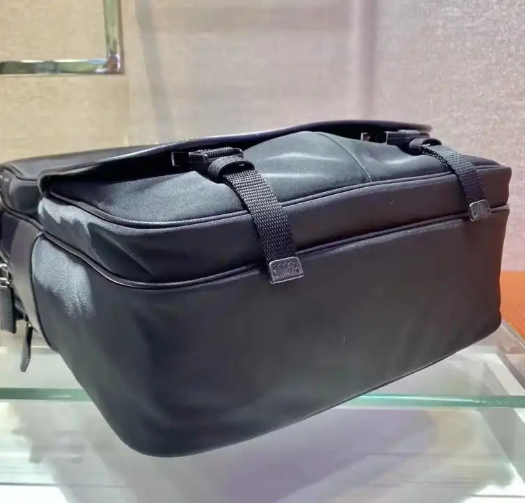 LV Backpacks 4206A-2402