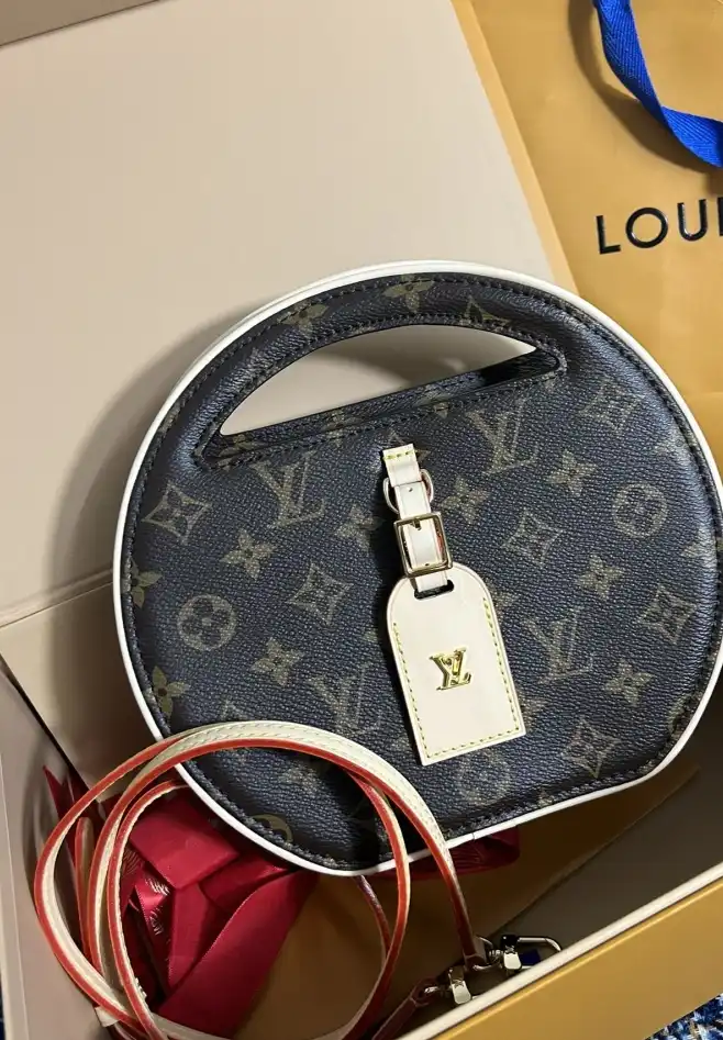 LV Round Bags 4206A-2686
