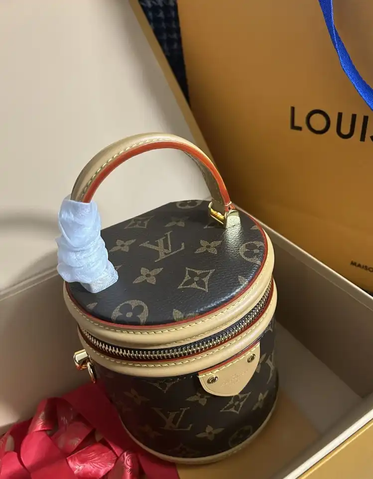 LV Round Bags 4206A-2688