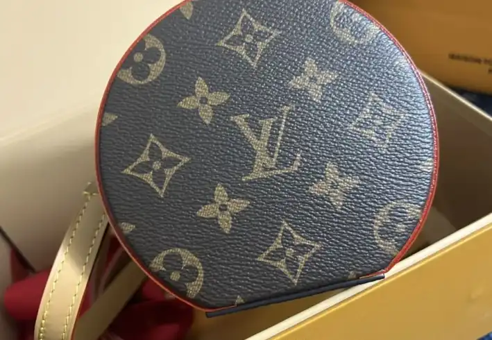 LV Round Bags 4206A-2688