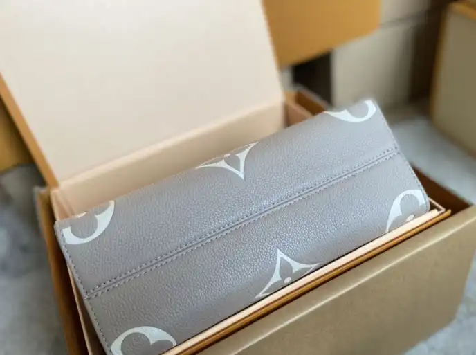 LV Shopping Bags 4206A-2845