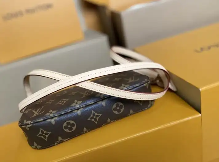 LV Satchel bags 4206A-2848