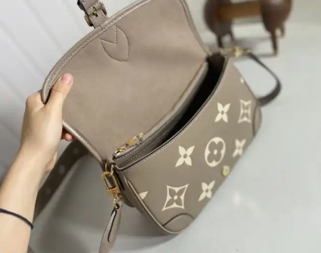 LV Satchel bags 4206A-2862