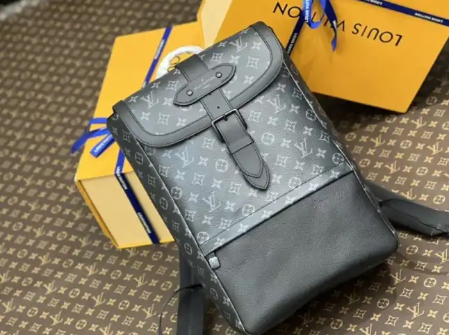 LV Backpacks 4206A-3301