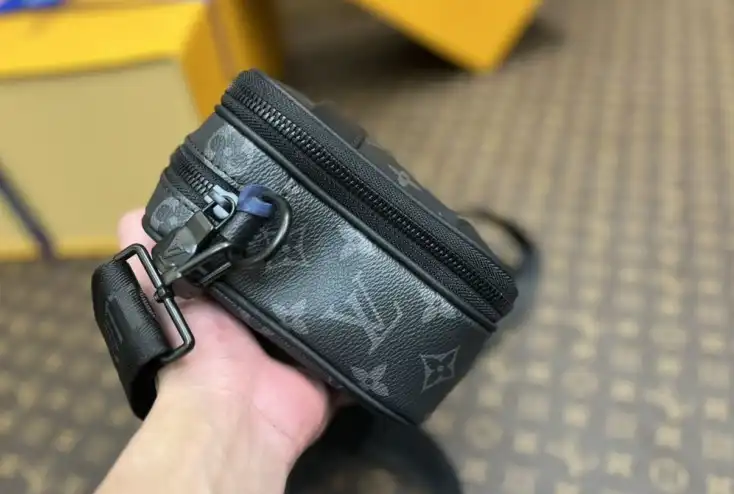 LV Satchel bags 4206A-3304