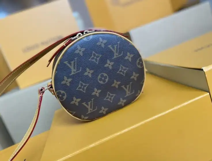 LV Round Bags 4206A-3305
