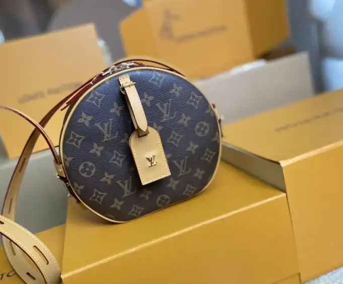 LV Round Bags 4206A-3306