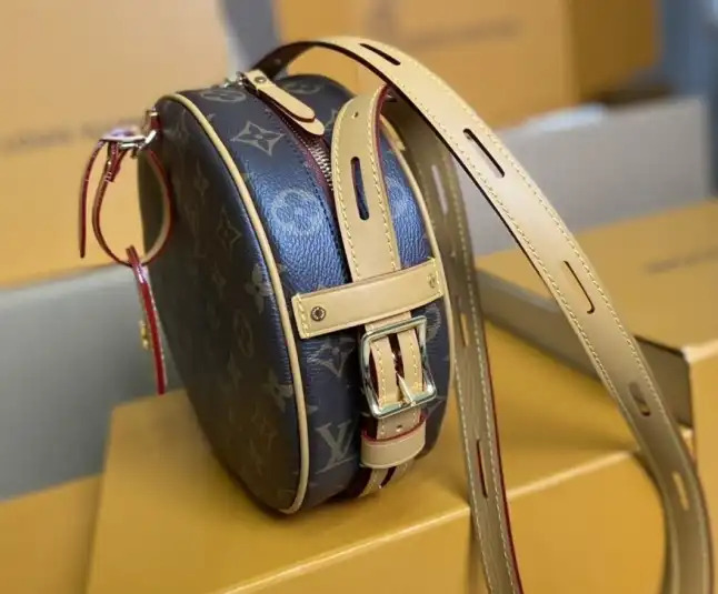 LV Round Bags 4206A-3306