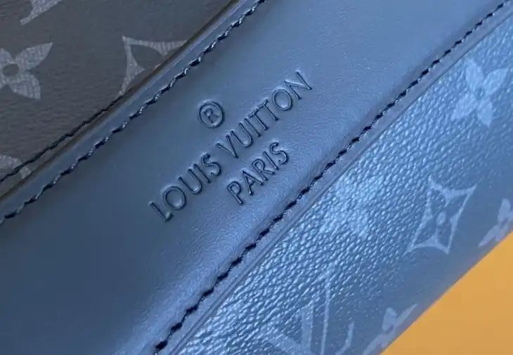 LV Round Bags 4206A-3313