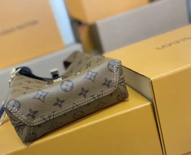 LV Top Handle Bags 4206A-3321