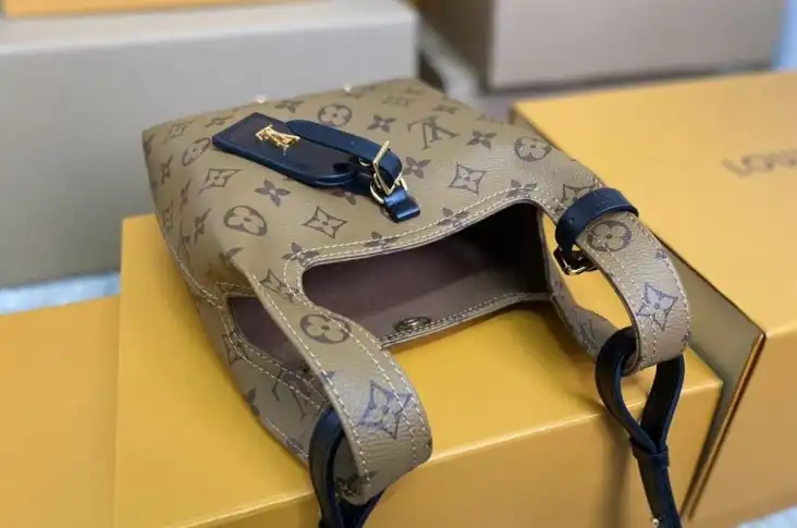 LV Top Handle Bags 4206A-3321