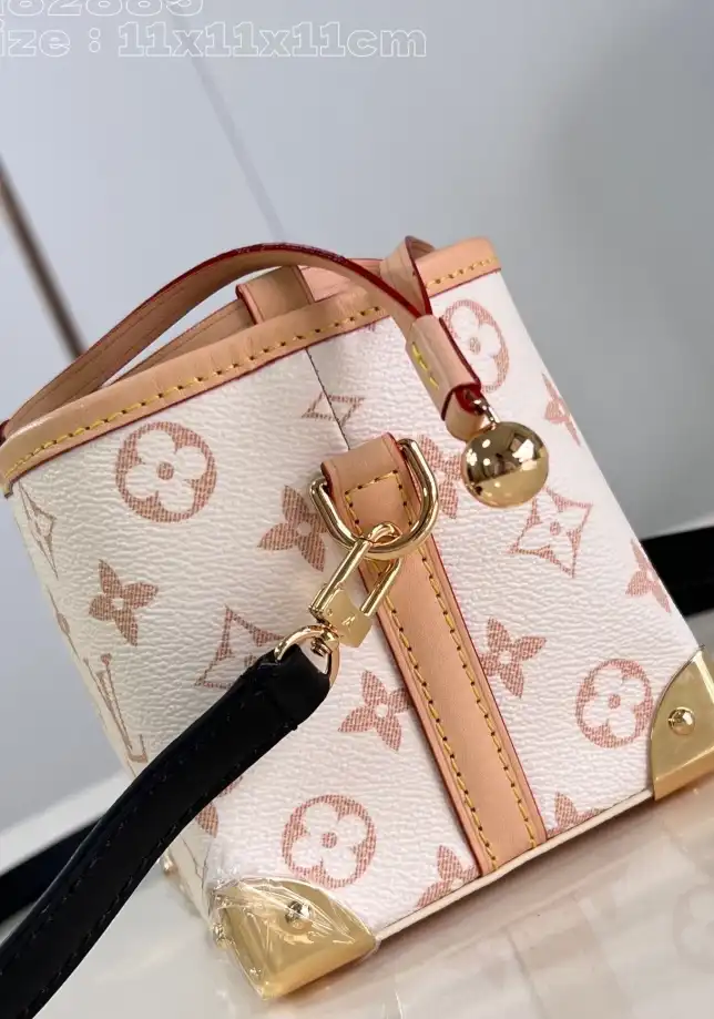 LV Bucket Bags 4206A-3470