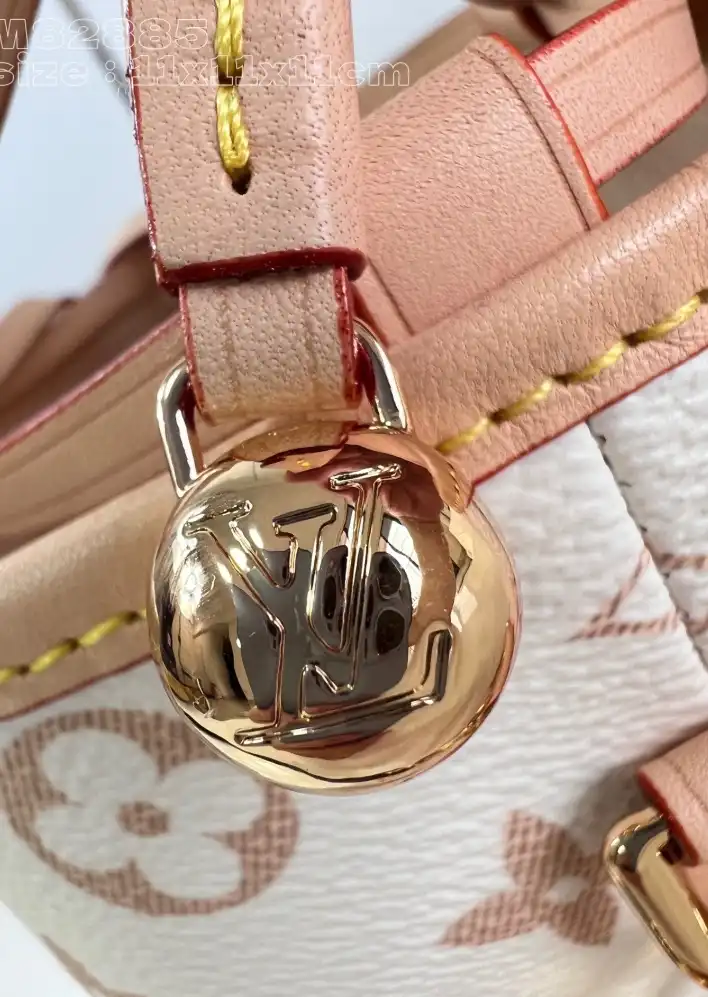 LV Bucket Bags 4206A-3470
