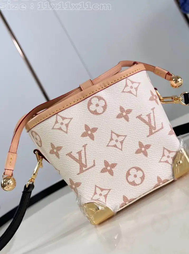 LV Bucket Bags 4206A-3470