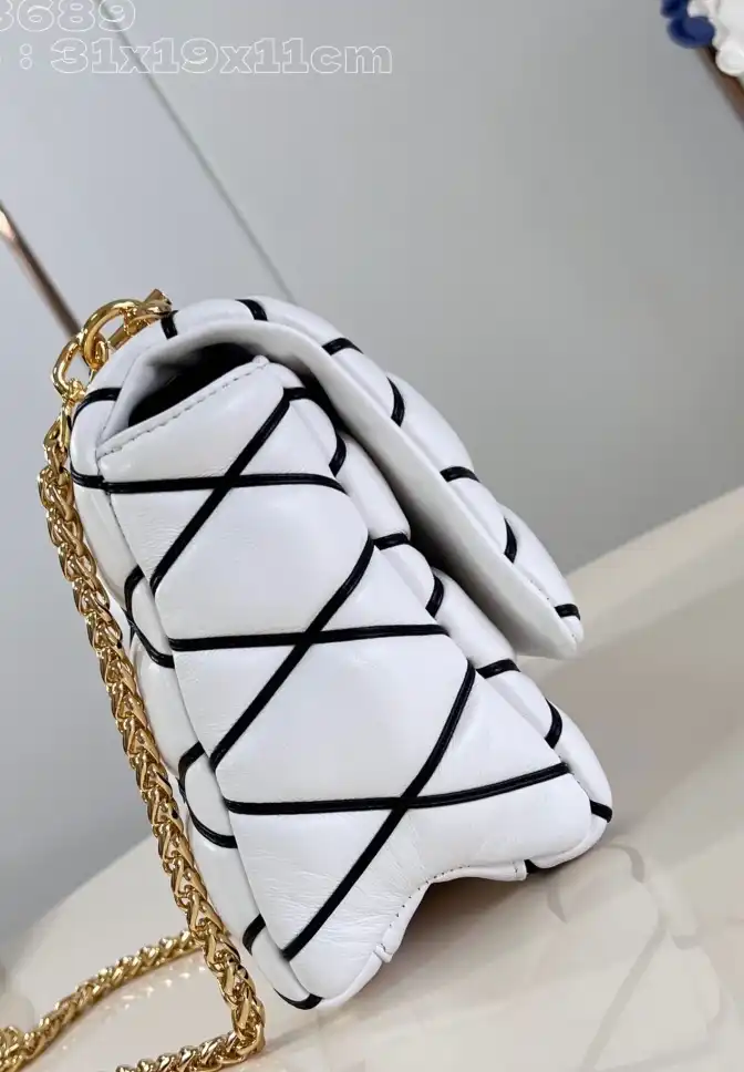 lv twist De*1m bags 4206a-3475