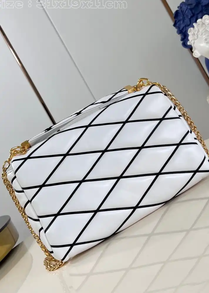 lv twist De*1m bags 4206a-3475