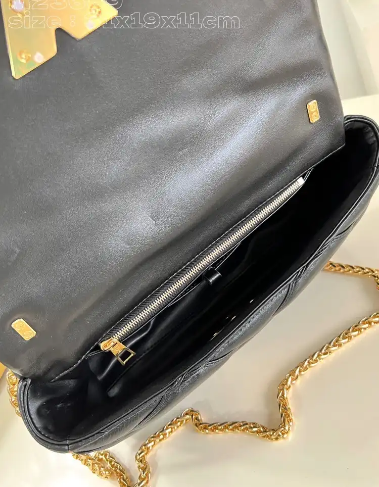lv twist De*1m bags 4206a-3476