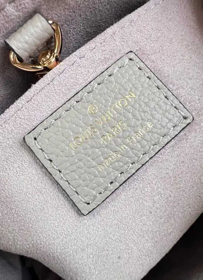 LV Shopping Bags 4206A-3479