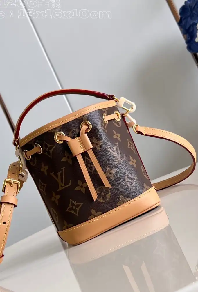 LV Bucket Bags 4206A-3483