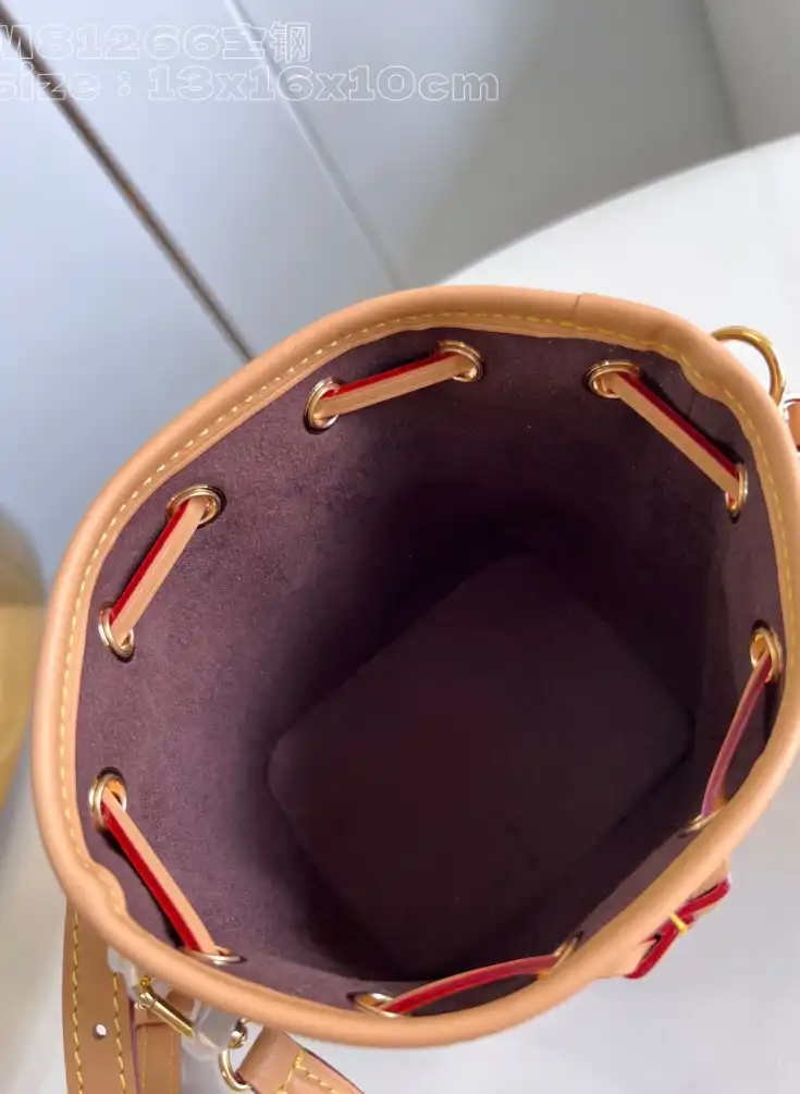LV Bucket Bags 4206A-3483