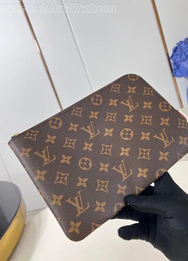 LV Clutch Bags 4206A-3493