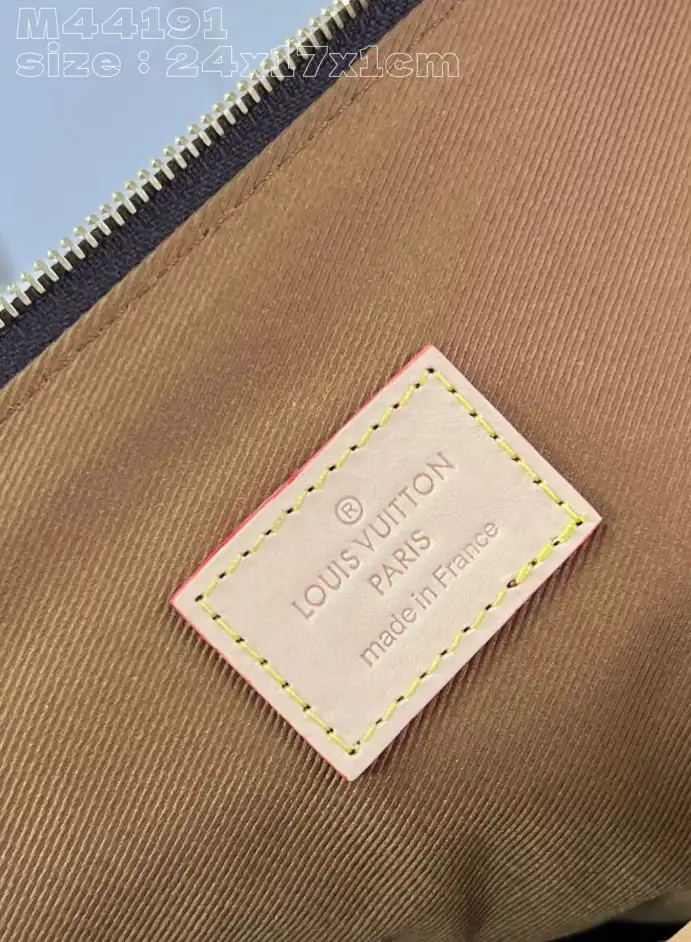 LV Clutch Bags 4206A-3493