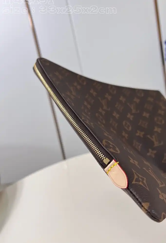 LV Clutch Bags 4206A-3494