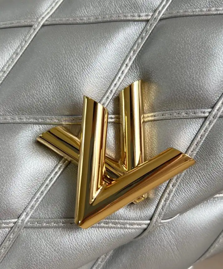 lv twist De*1m bags 4206a-3504