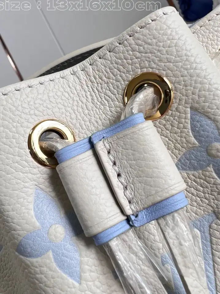 LV Bucket Bags 4206A-3522