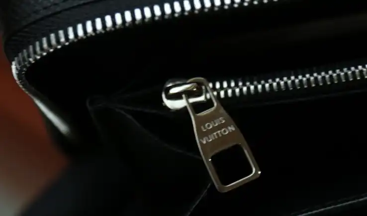 LV Clutch Bags 4206A-3682