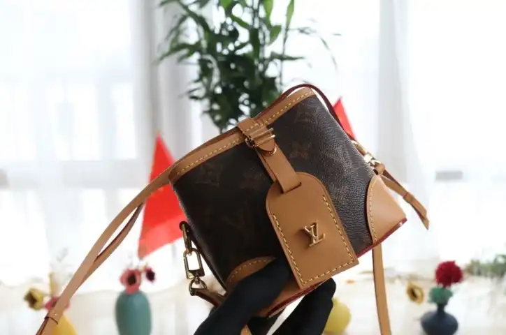 LV Bucket Bags 4206A-3688