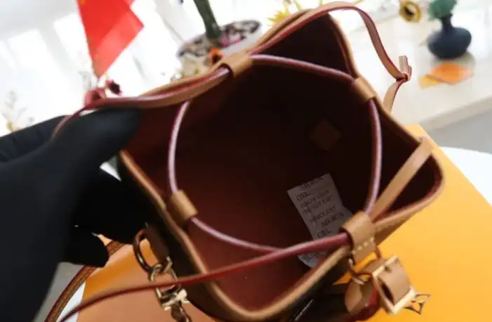 LV Bucket Bags 4206A-3688