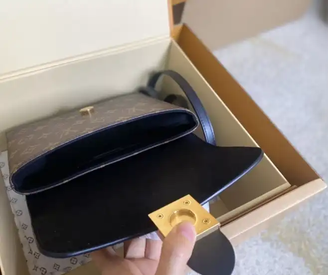 LV Top Handle Bags 4206A-4112