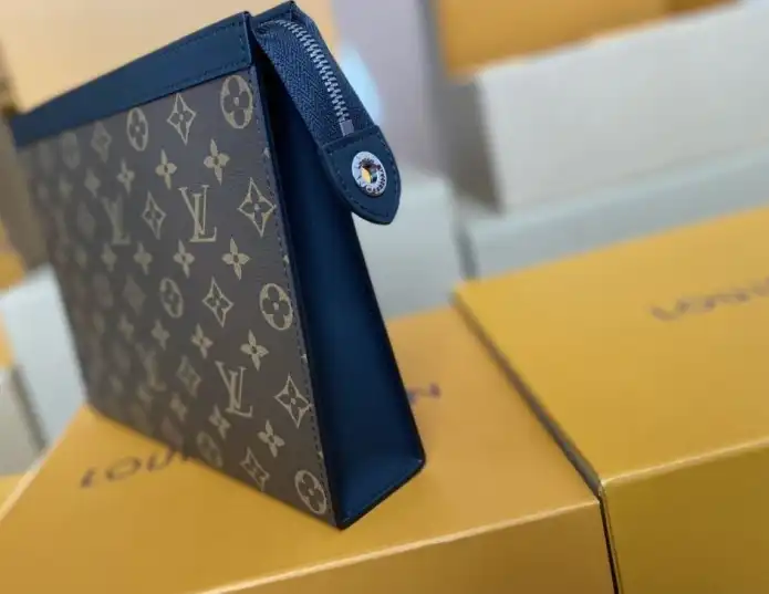 LV Clutch Bags 4206A-4116