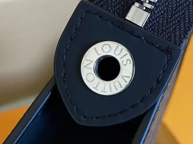 LV Clutch Bags 4206A-4118