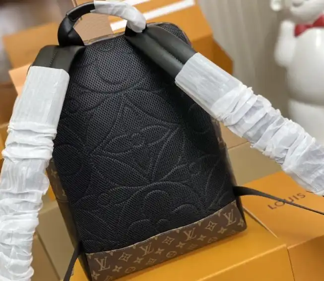 LV Backpacks 4206A-4120