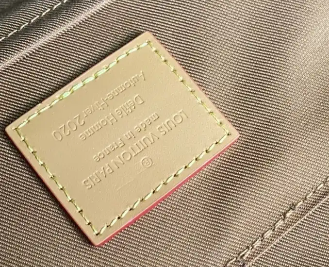 LV Backpacks 4206A-4122