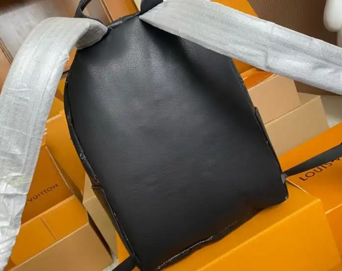 LV Backpacks 4206A-4125