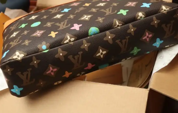 LV Clutch Bags 4206A-4541