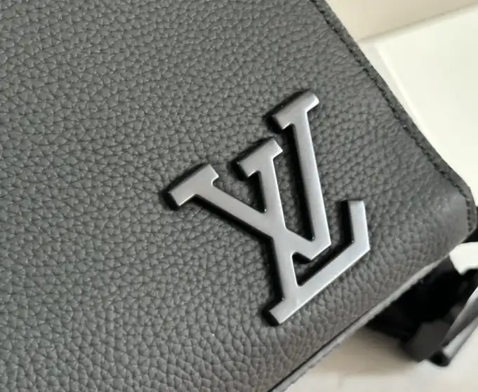 LV Backpacks 4206A-4673