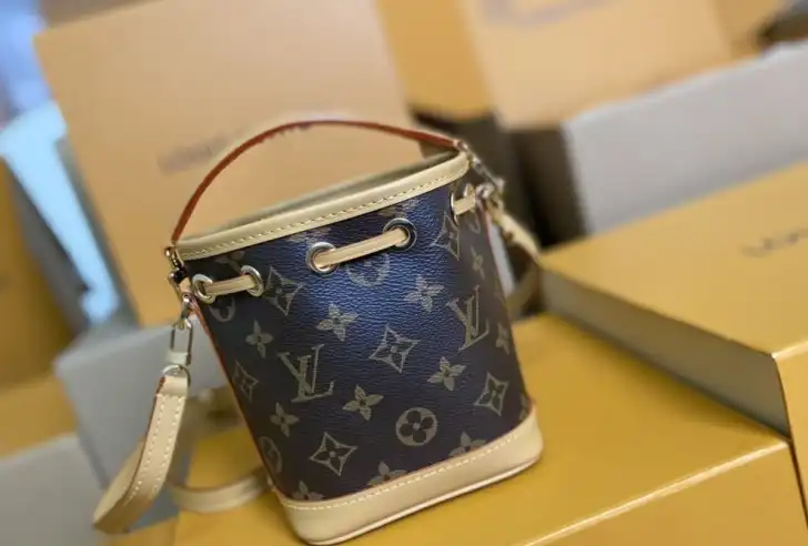 LV Bucket Bags 4206A-5173