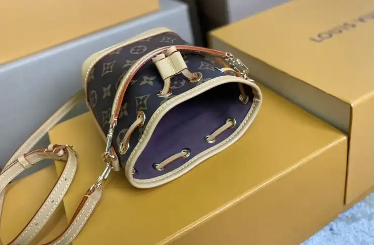 LV Bucket Bags 4206A-5173