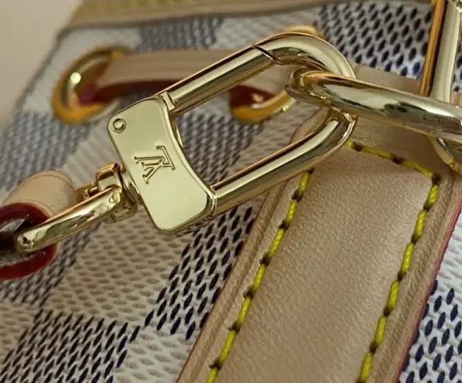 LV Bucket Bags 4206A-5174