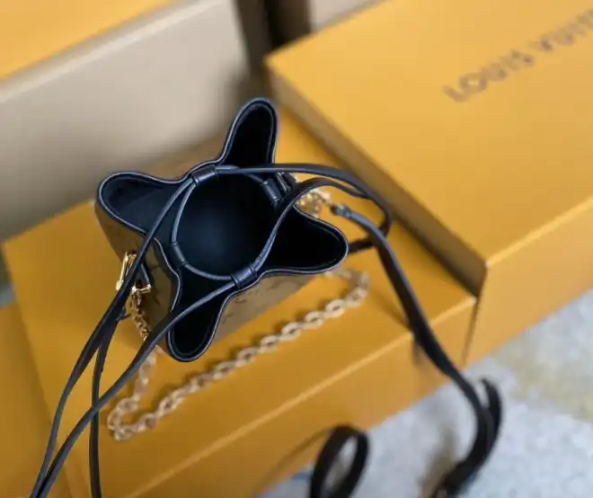 LV Bucket Bags 4206A-5175