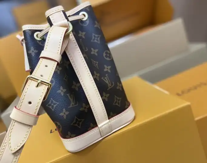 LV Bucket Bags 4206A-5176