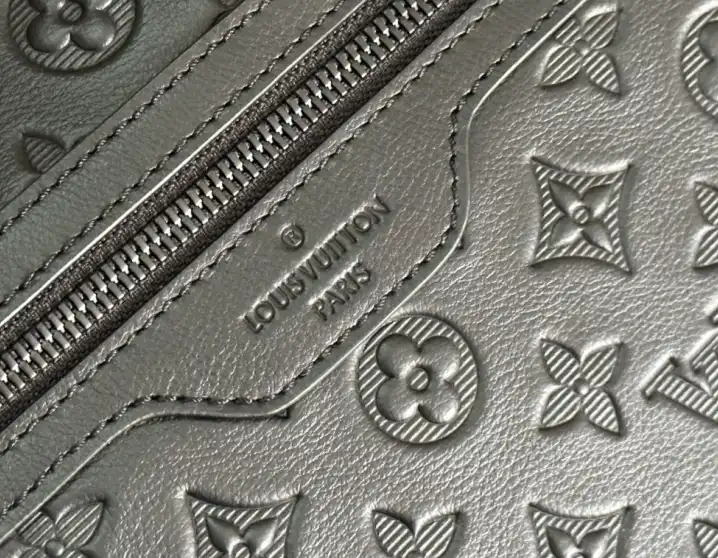 LV Shopping Bags 4206A-5517