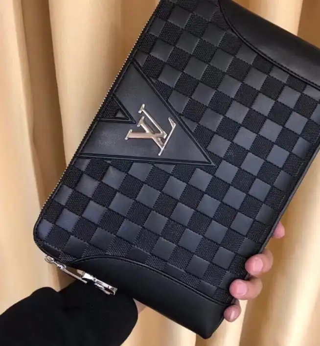 LV Clutch Bags 4206A-5535