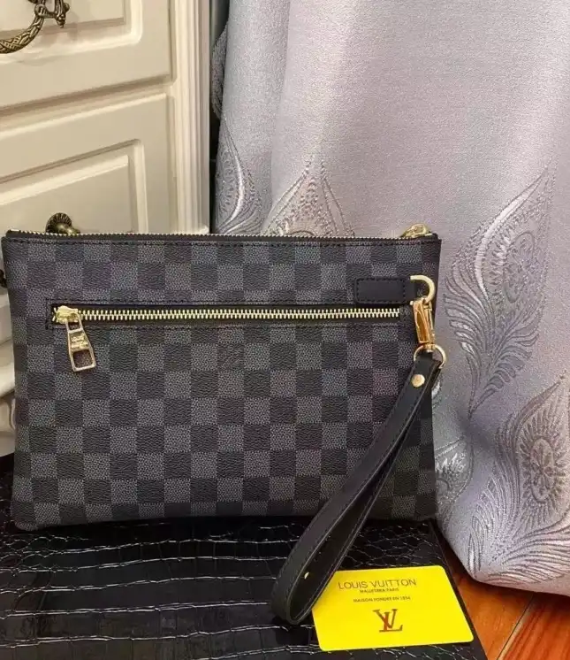 LV Clutch Bags 4206A-5540