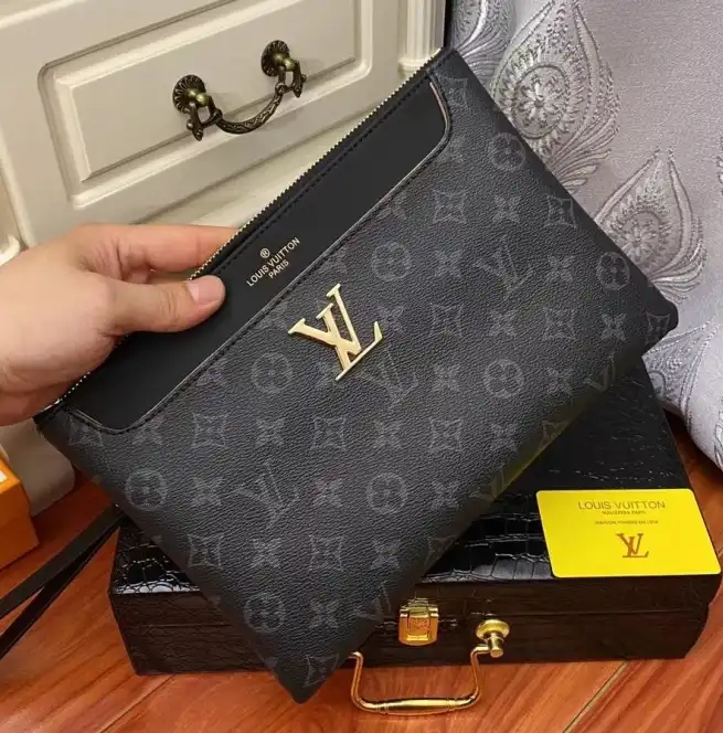 LV Clutch Bags 4206A-5541